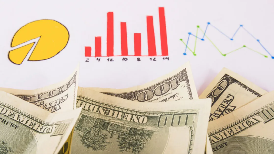 Biểu tượng bảo mật với lá chắn và khóa